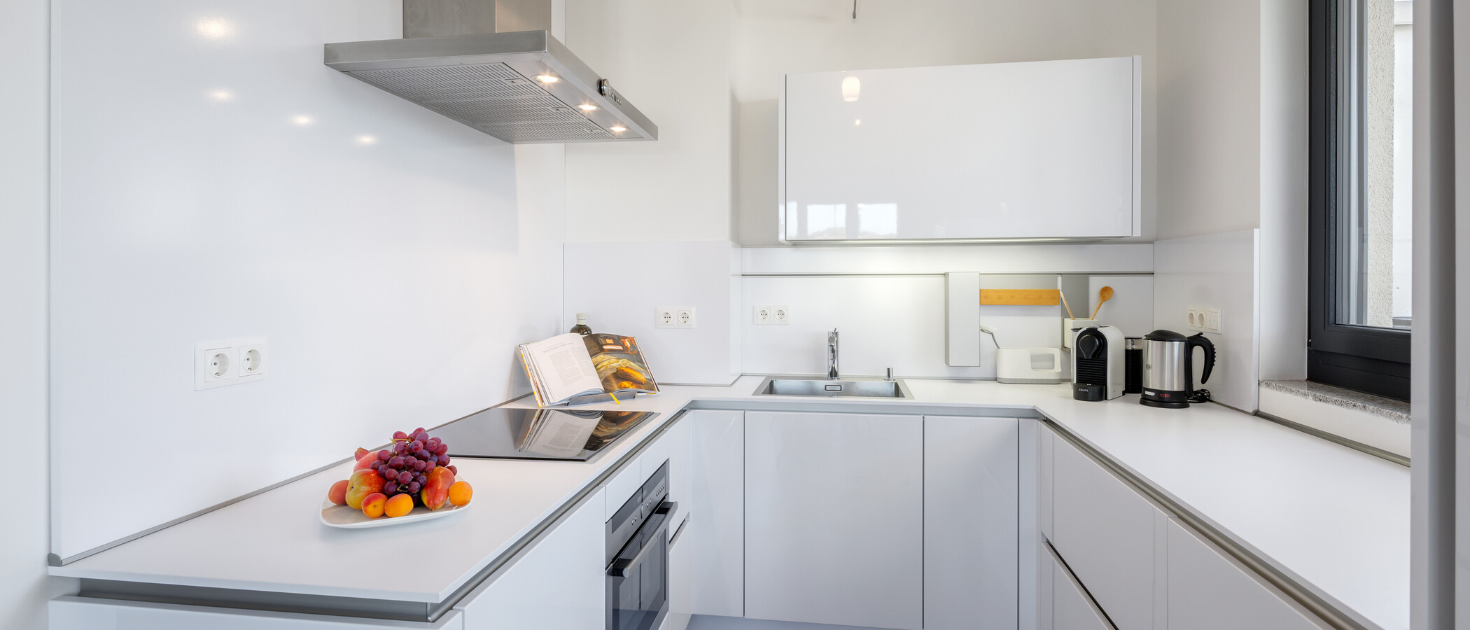 appartement avec terrasse sur le toit München Altbogenhausen 01 cuisine 14872