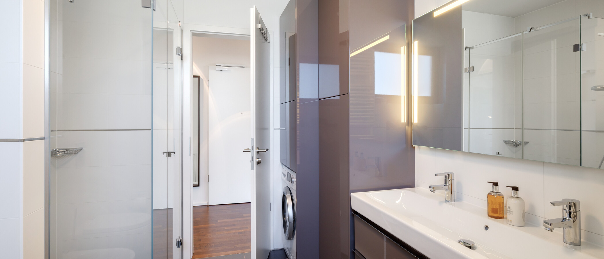 appartement avec terrasse sur le toit München Altbogenhausen 02 salle de bain 14872