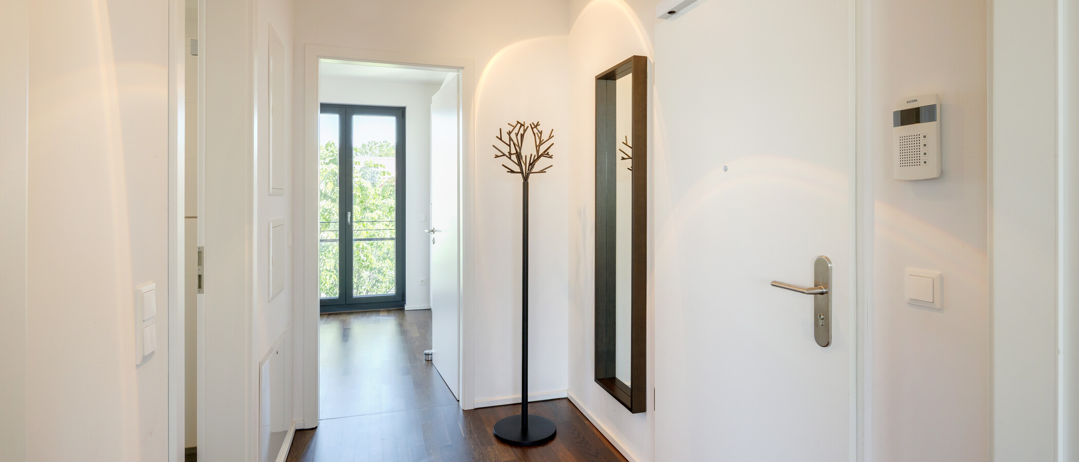 appartement avec terrasse sur le toit München Altbogenhausen 01 entrée/couloir 14872
