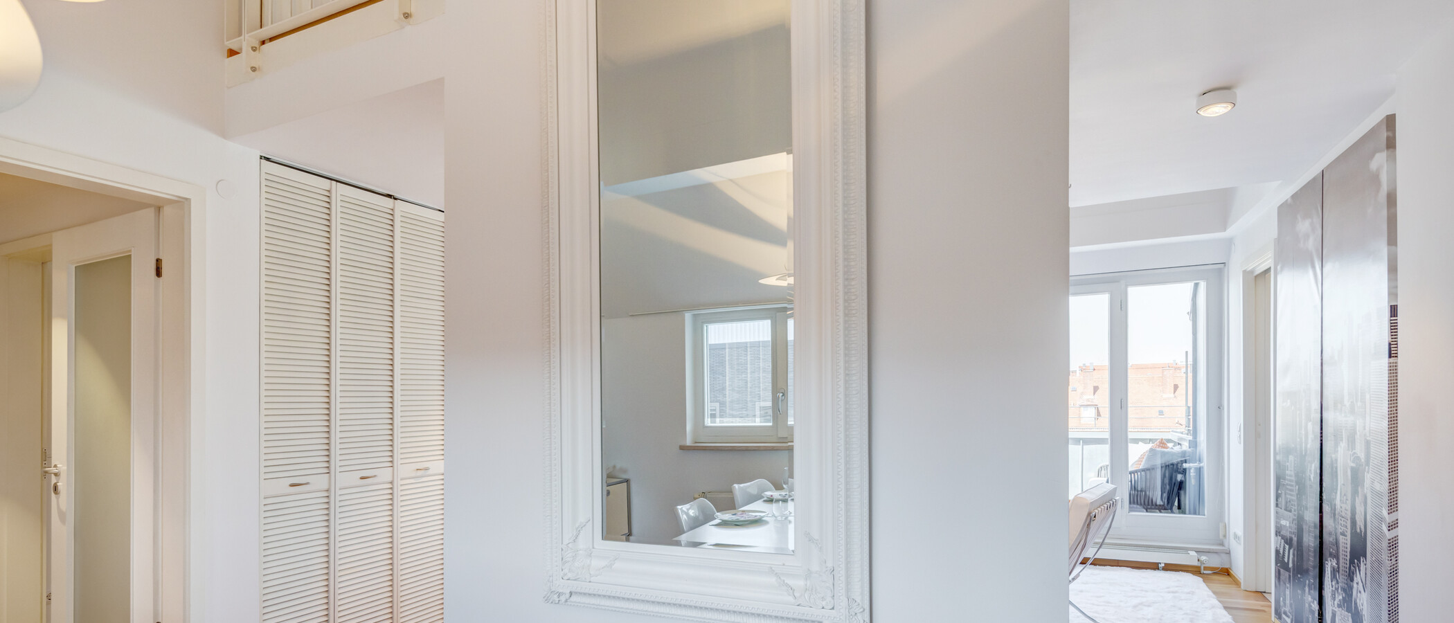 appartement avec mezzanine München Maxvorstadt 06 pièce à vivre 14890