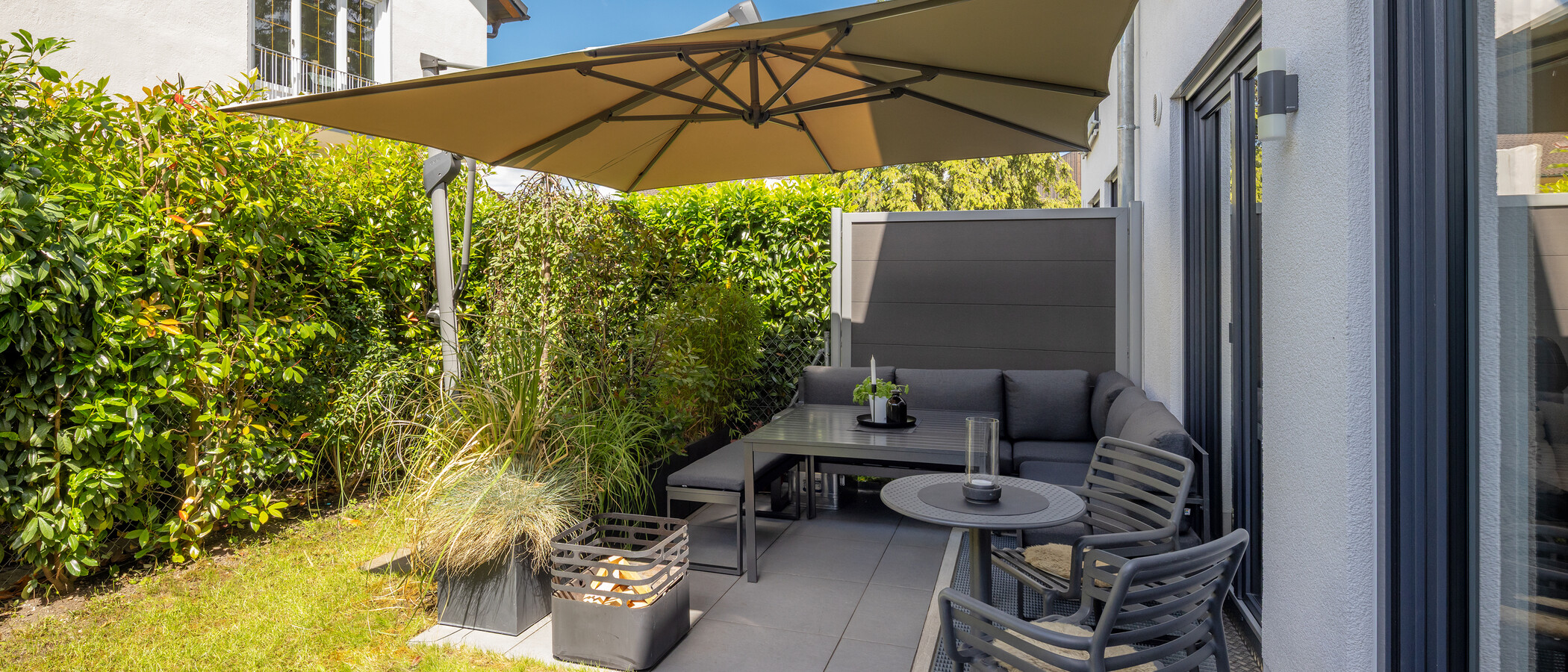 maison mitoyenne placée au milieu de la rangée München Untermenzing 01 terrasse 14892
