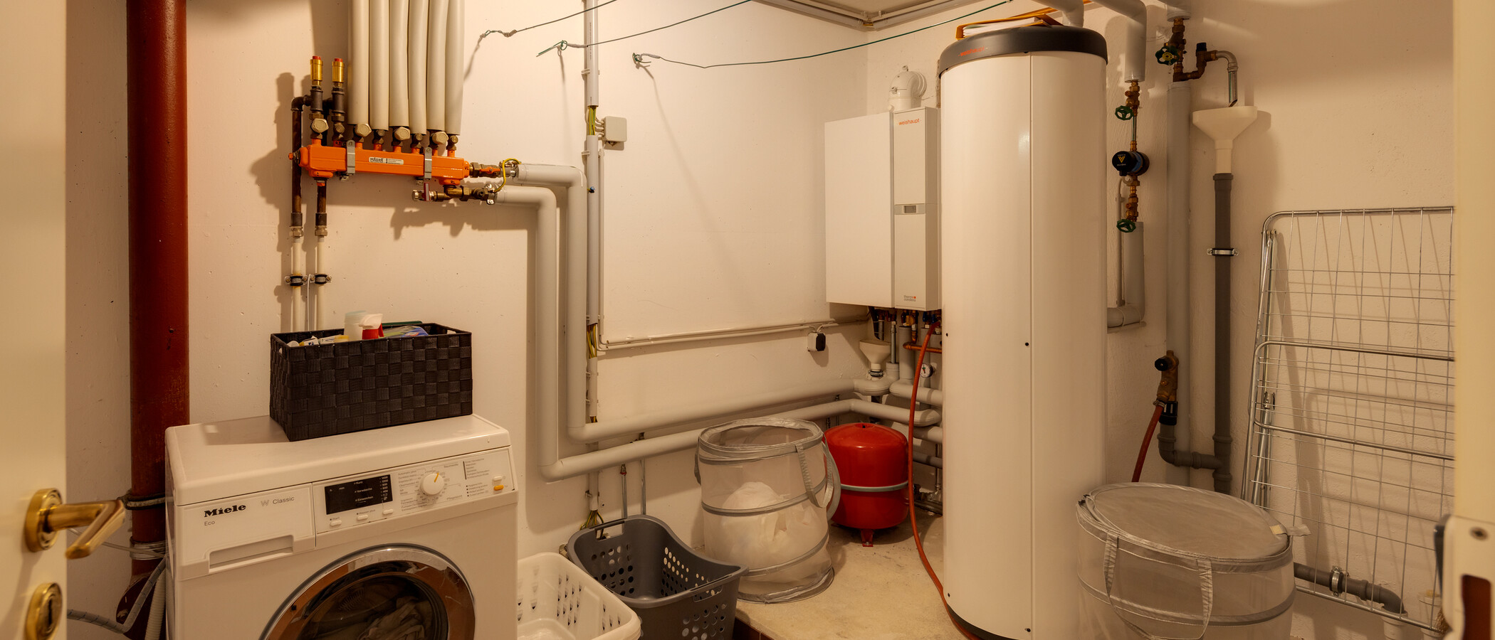maison mitoyenne placée au milieu de la rangée München Untergiesing 01 buanderie 14900