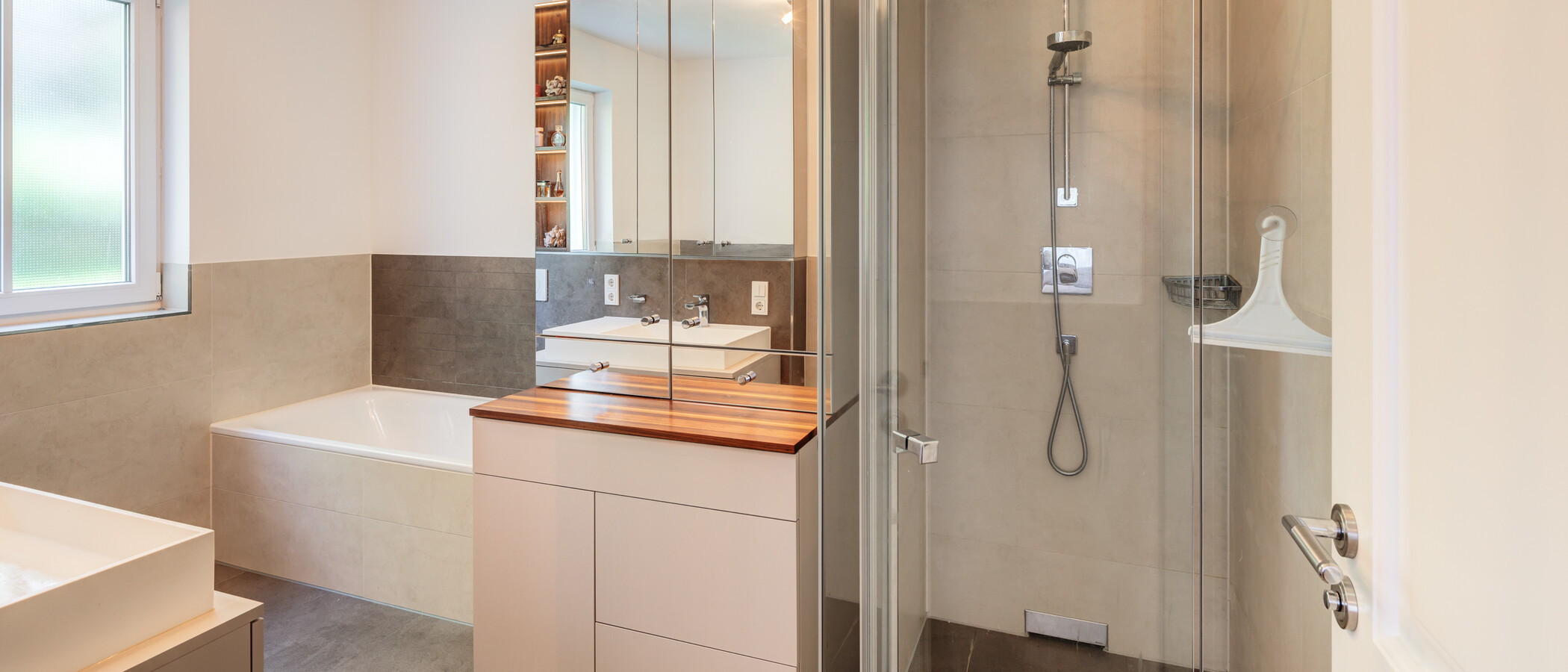 appartement avec jardin München Freimann 02 1ère salle de bain 14904