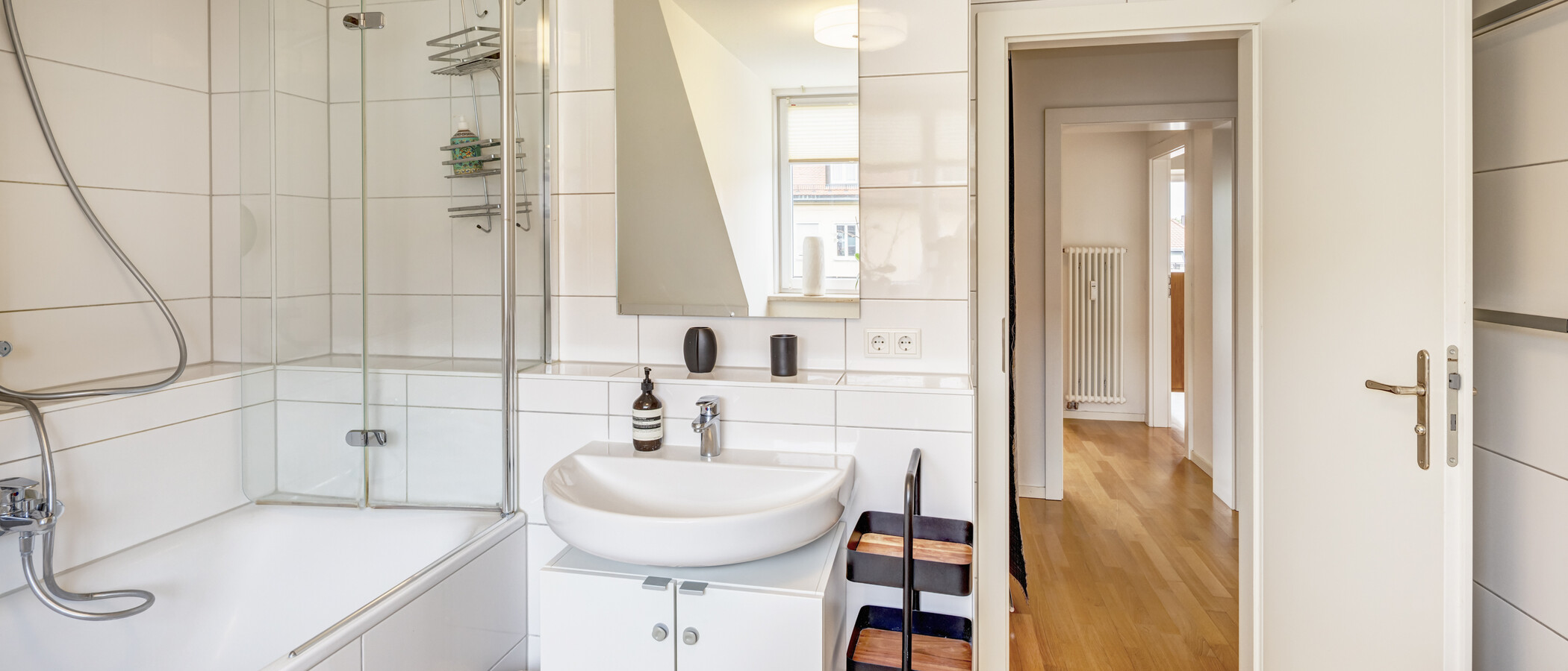 appartement style maisonnette München Schwabing 01 salle de bain 14908