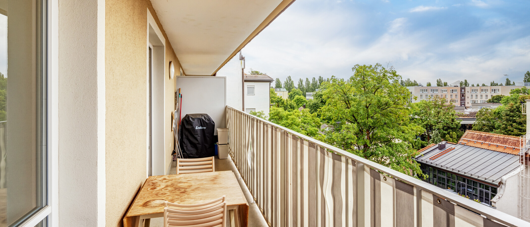 appartement style maisonnette München Schwabing 02 balcon 14908