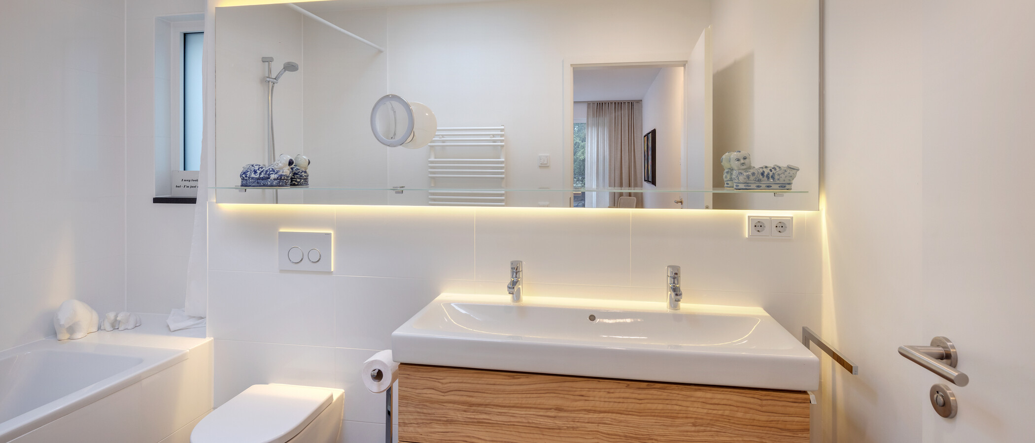 appartement avec terrasse sur le toit München Menterschwaige 01 1ère salle de bain 14914