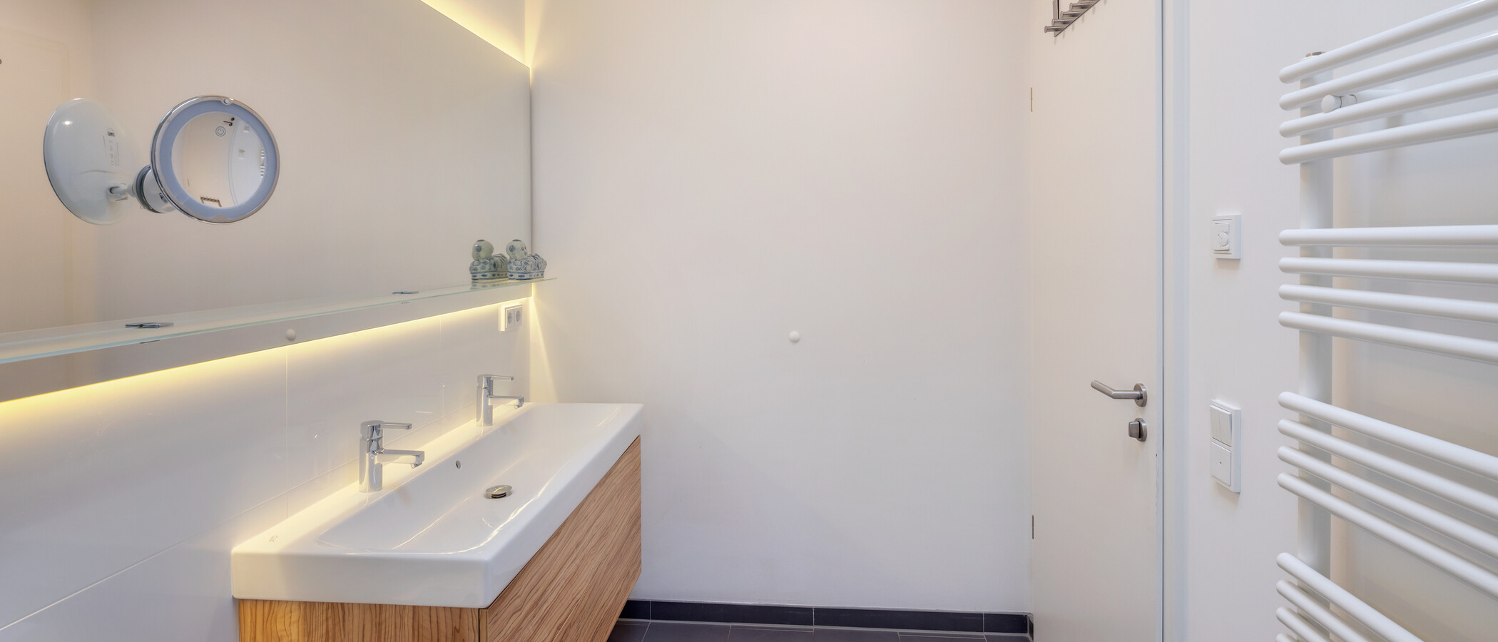 appartement avec terrasse sur le toit München Menterschwaige 03 1ère salle de bain 14914