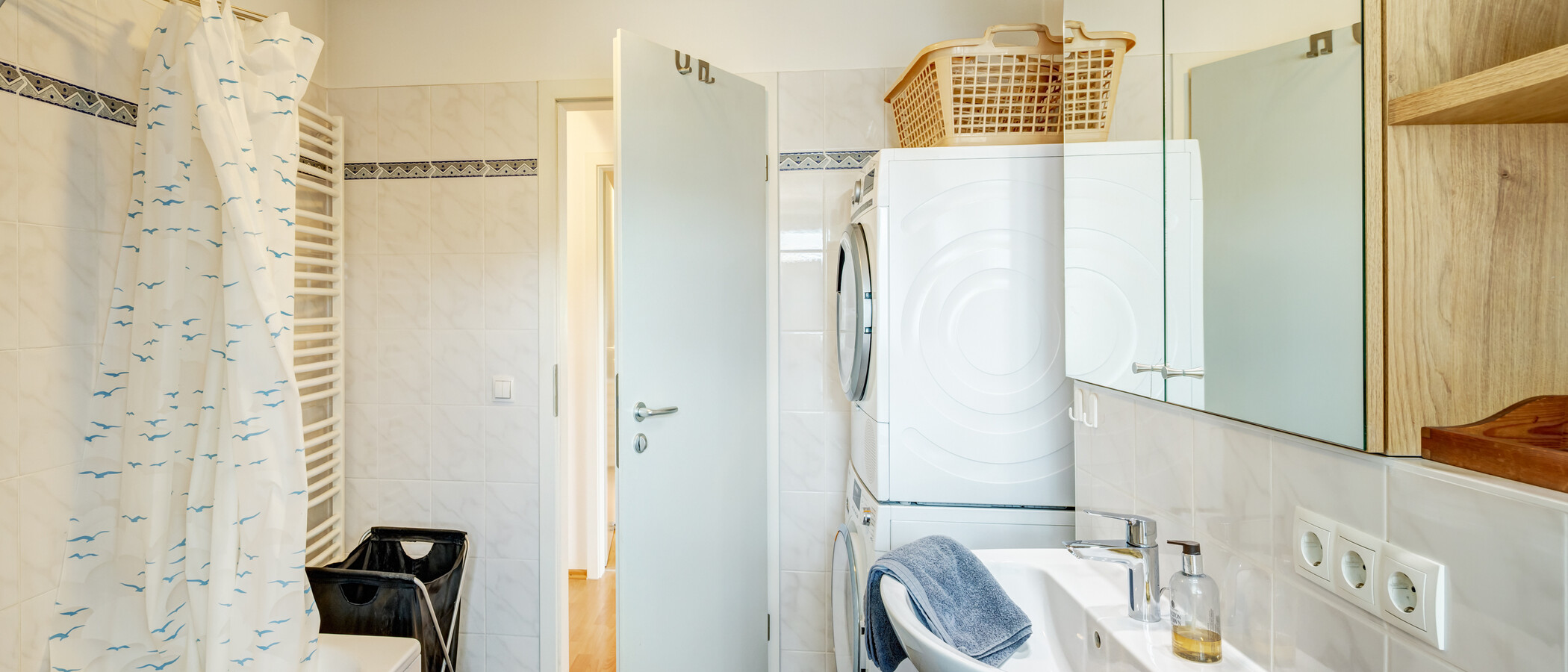 appartement sous les toits München Obergiesing 02 salle de bain 14920