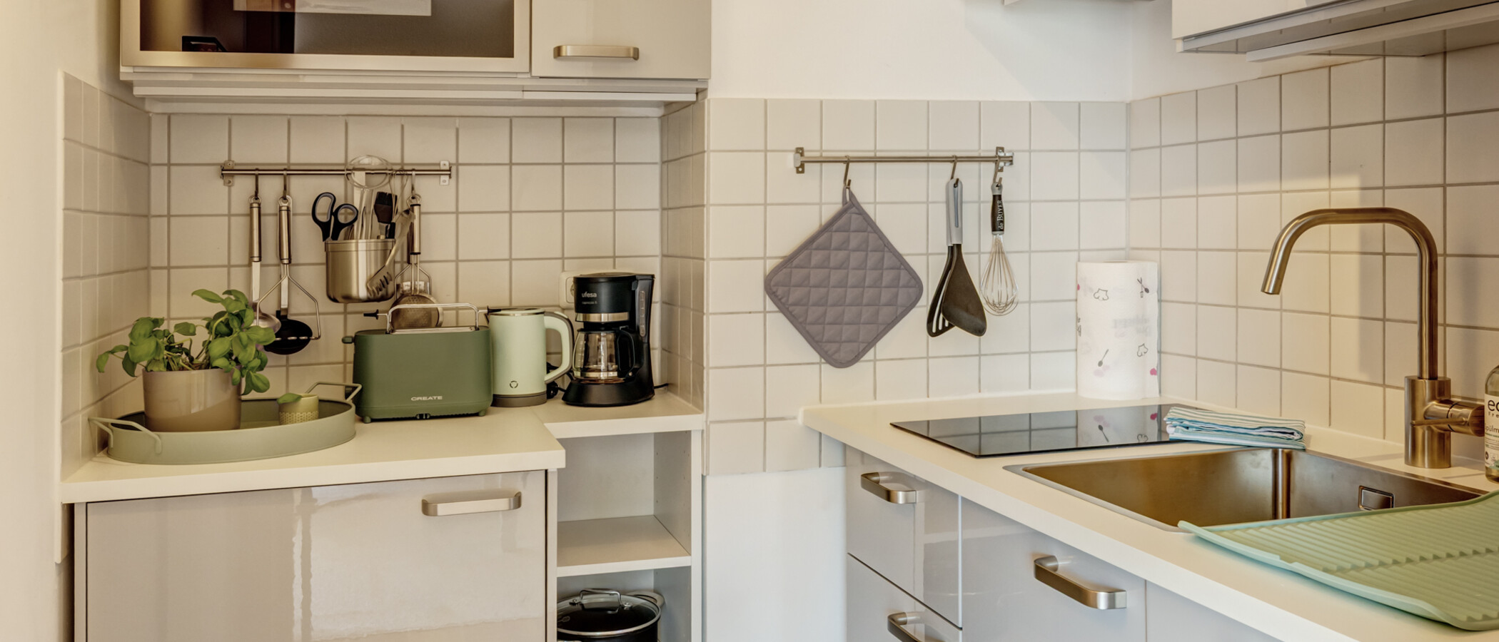 appartement sous les toits München Obermenzing 01 cuisine 14927