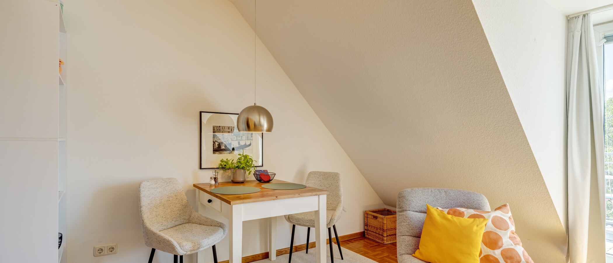 appartement sous les toits München Obermenzing 02 pièce à vivre 14927