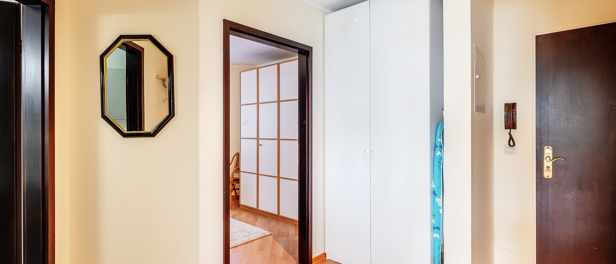 appartement München Schwabing-Nord (zw. Belgrad- & Leopoldstraße) 02 entrée/couloir 1494