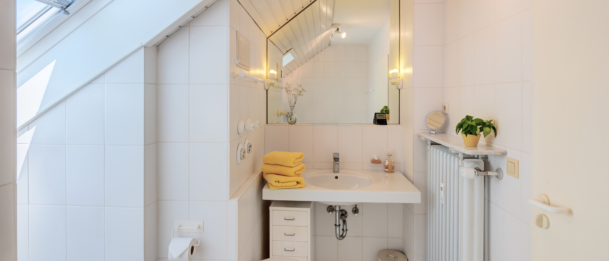 appartement sous les toits Germering 02 salle de bain 14946