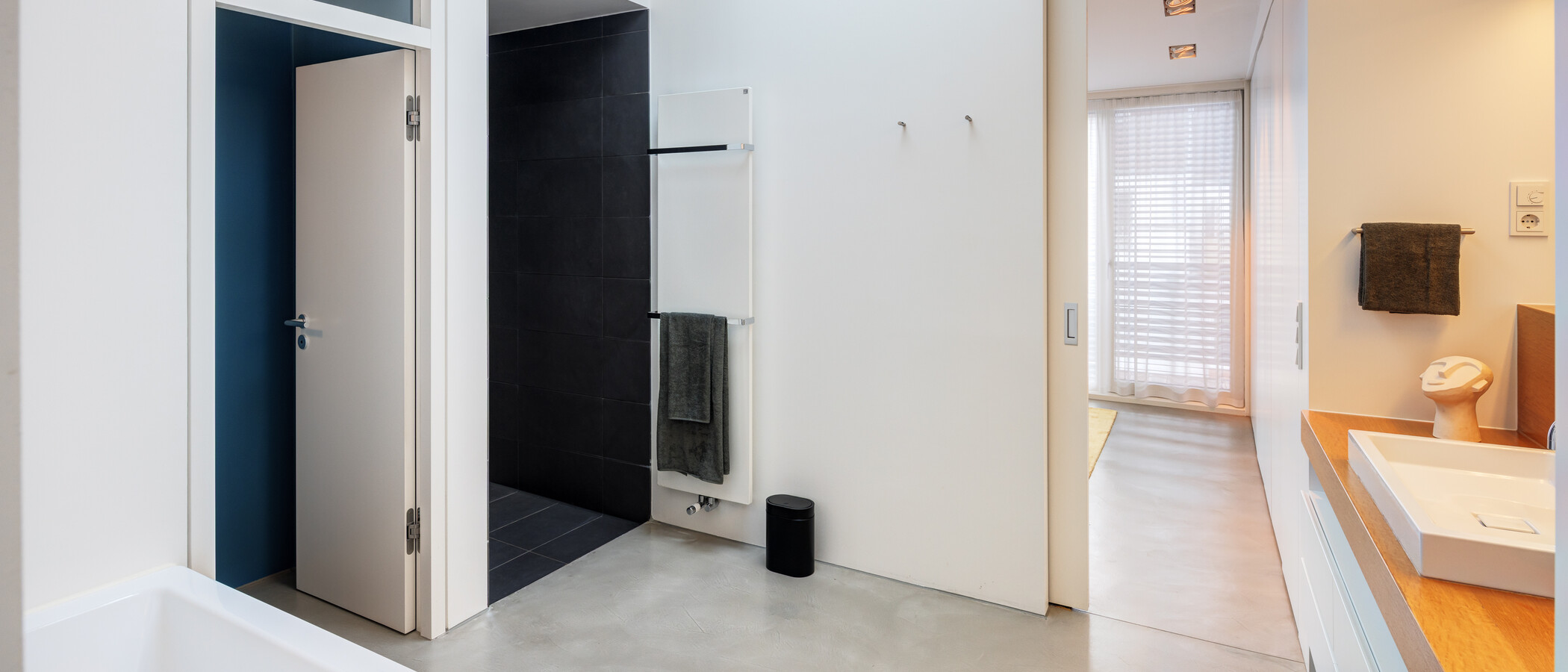 appartement avec terrasse sur le toit München Ludwigsvorstadt 03 1ère salle de bain 14956
