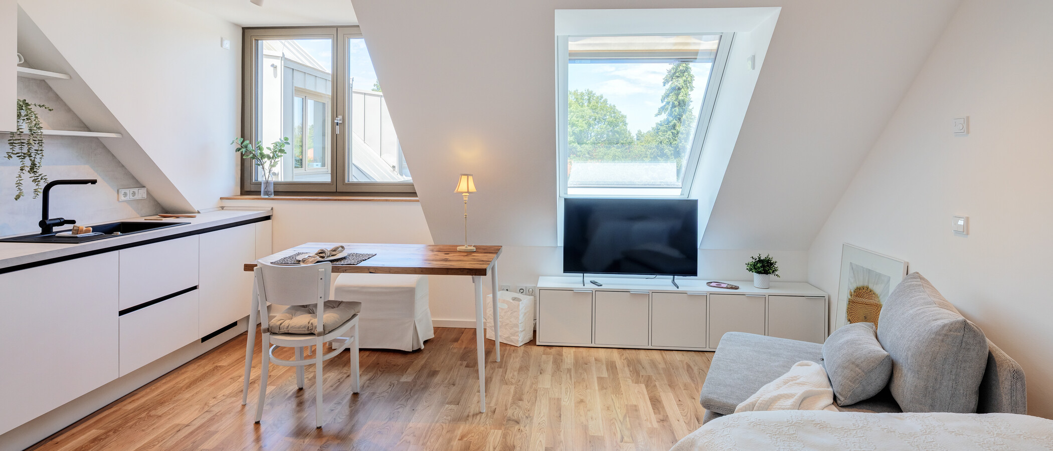 appartement sous les toits München Riem 03 pièce à vivre 14957
