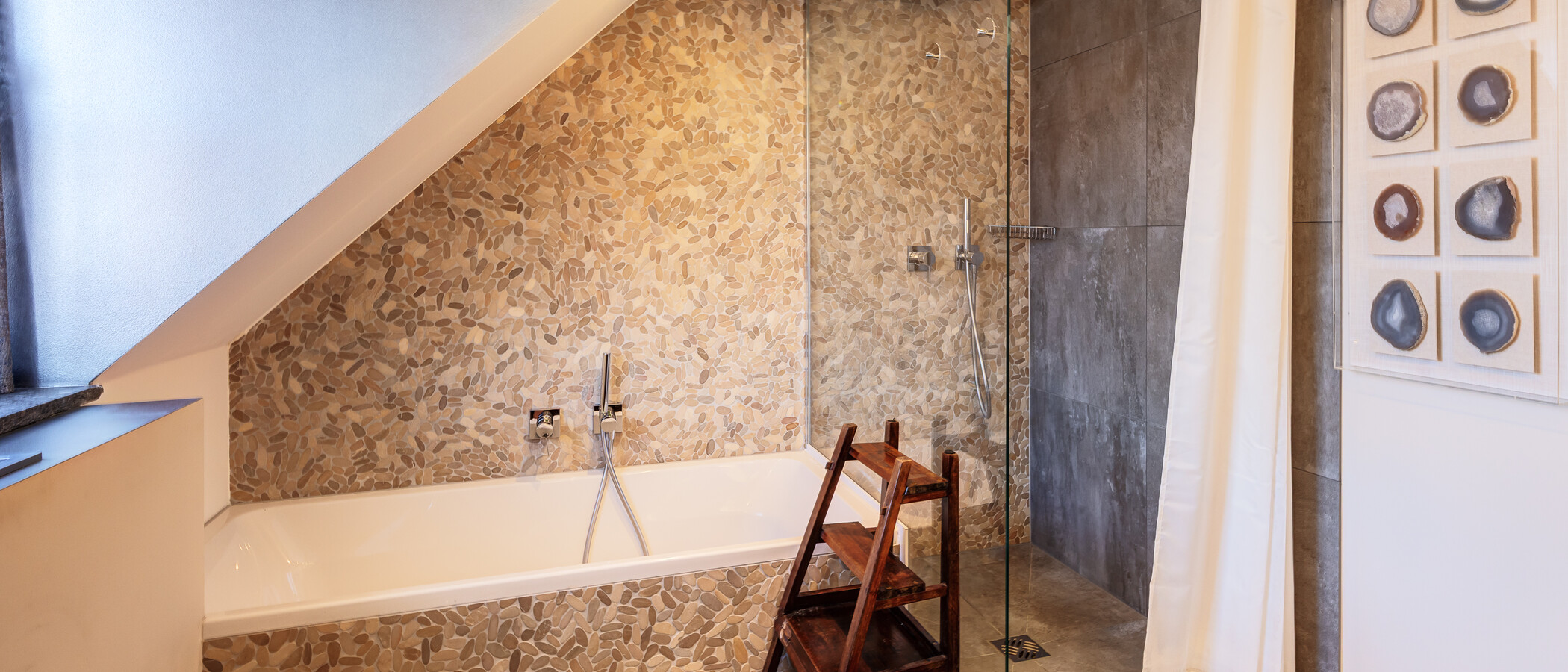 appartement style maisonnette München Haidhausen 03 salle de bain 14963