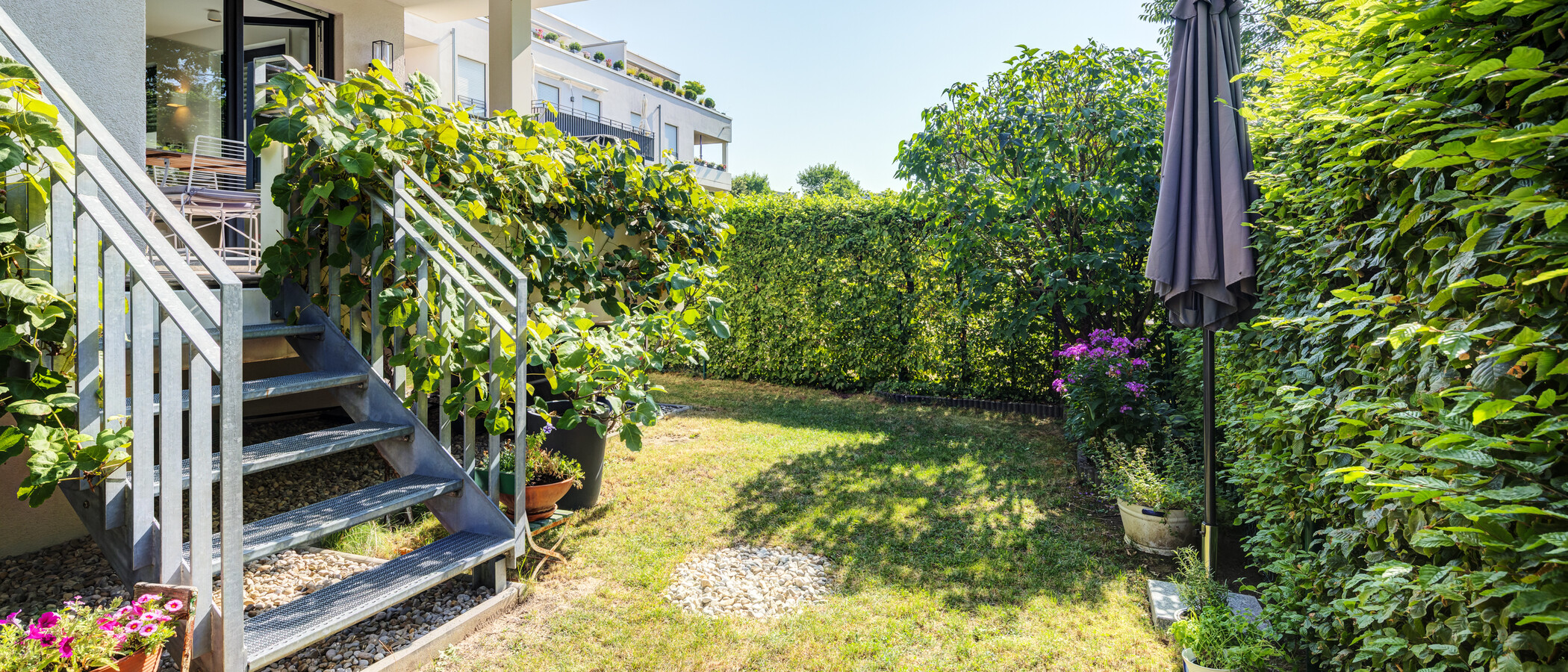 appartement style maisonnette München Oberföhring 01 jardin 14969