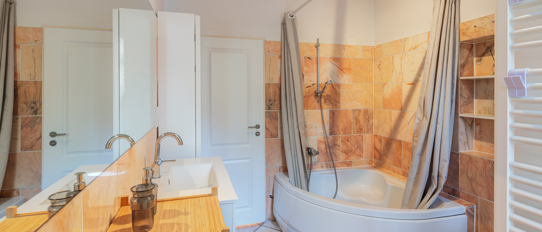 appartement München Maxvorstadt 01 salle de bain 15003