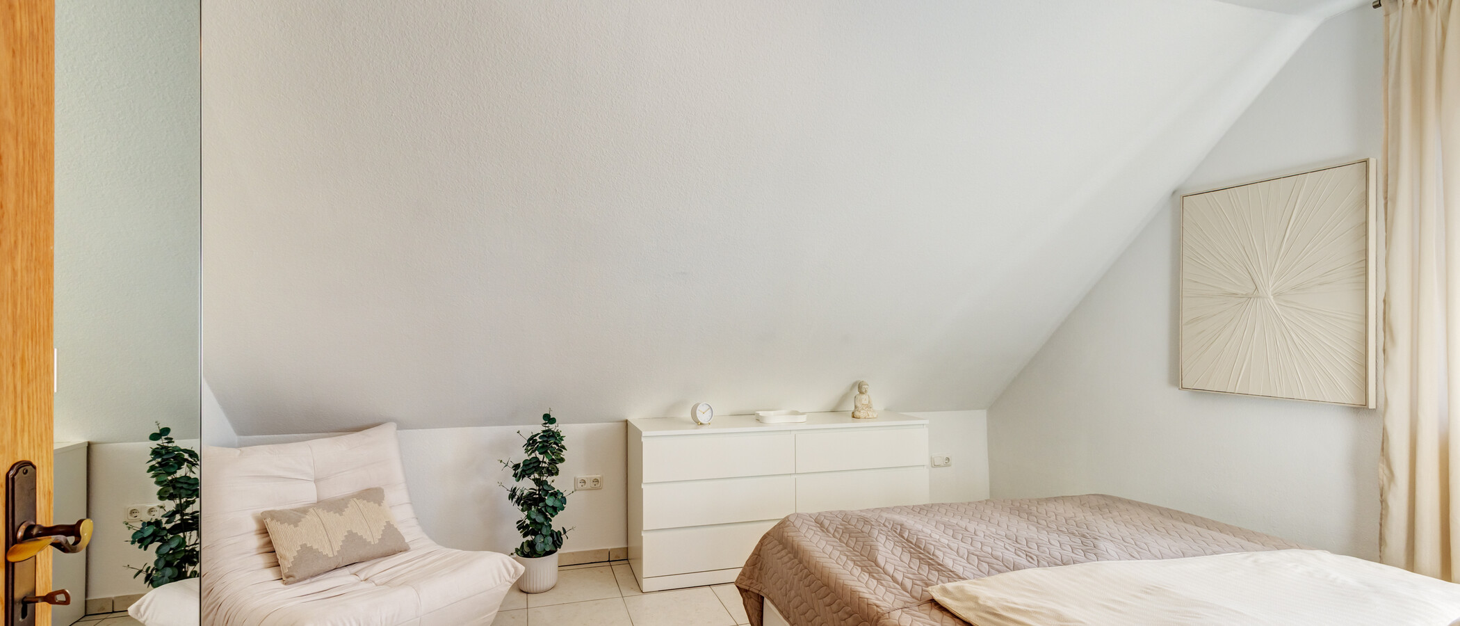 appartement sous les toits Eching 02 chambre 15004