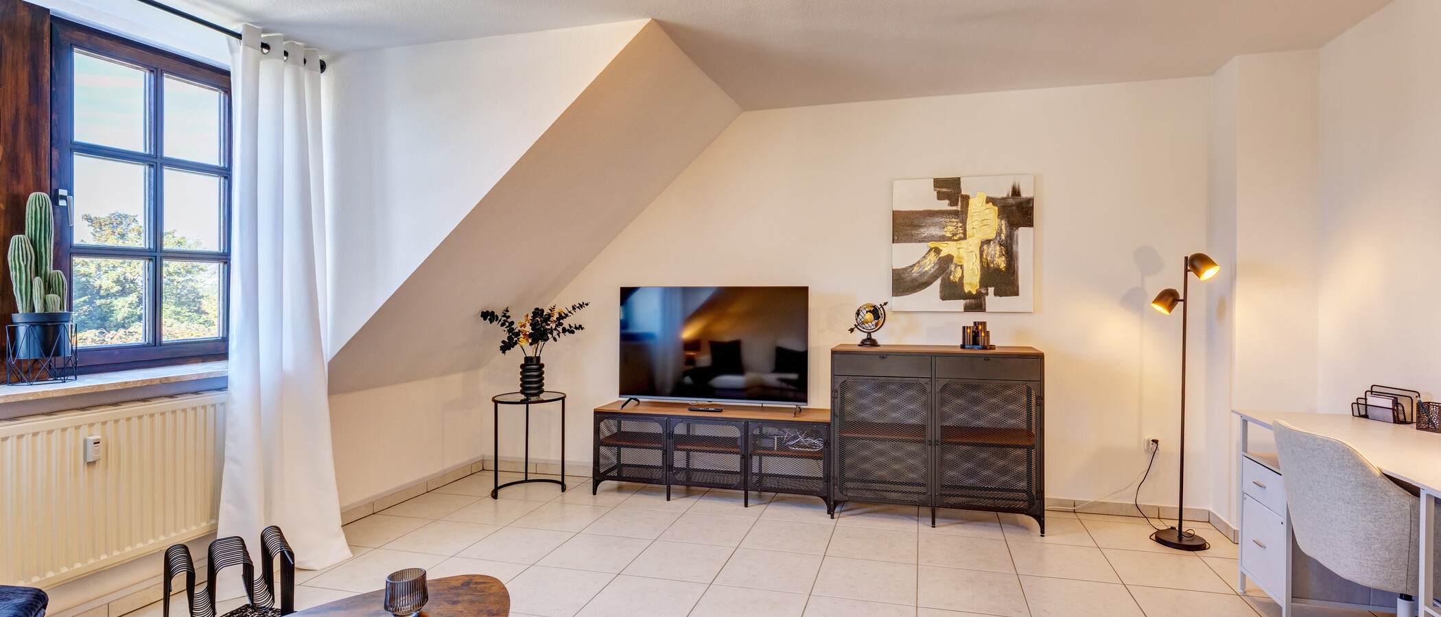 appartement sous les toits Eching 02 pièce à vivre 15004