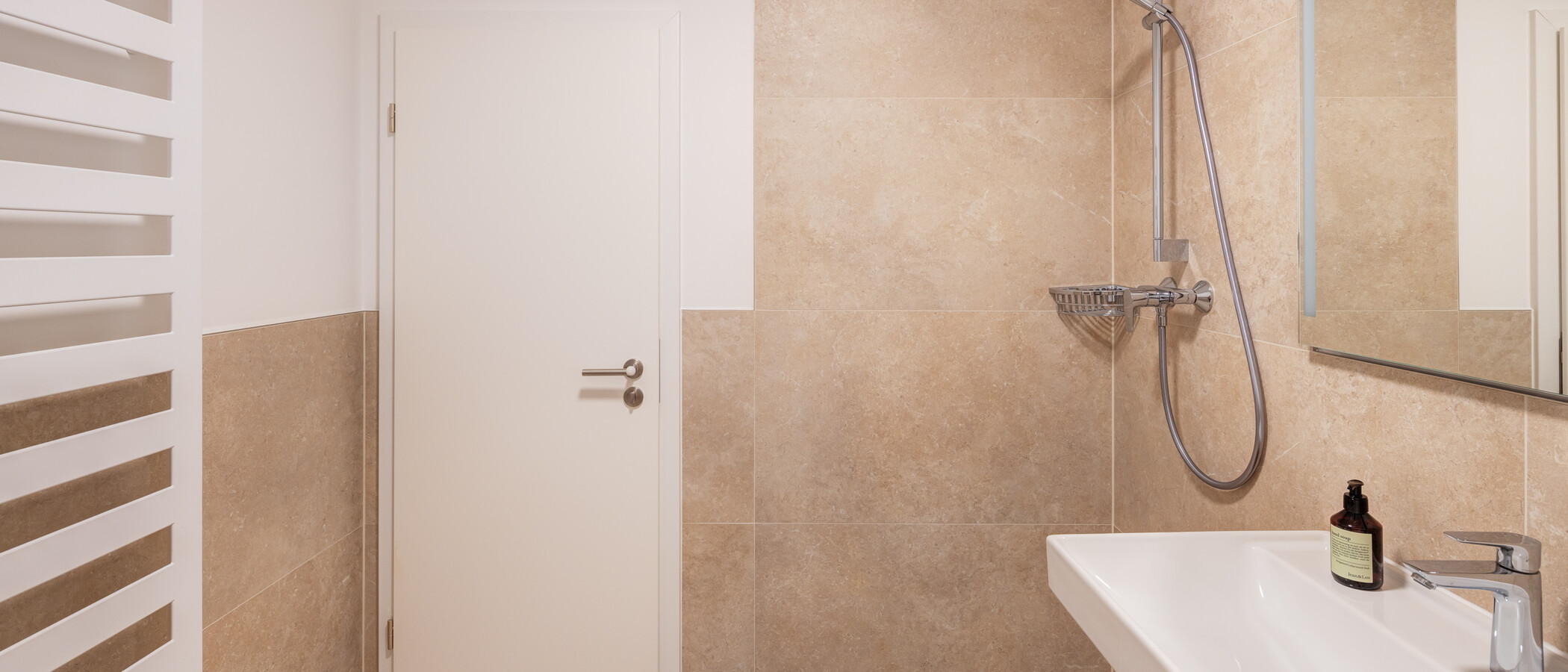 appartement avec jardin München Gärtnerplatzviertel 03 salle de bain 15016