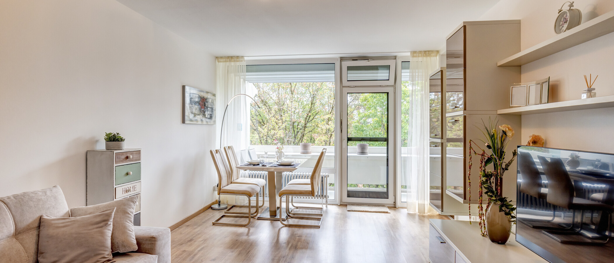 appartement München Neuperlach 01 pièce à vivre 15020
