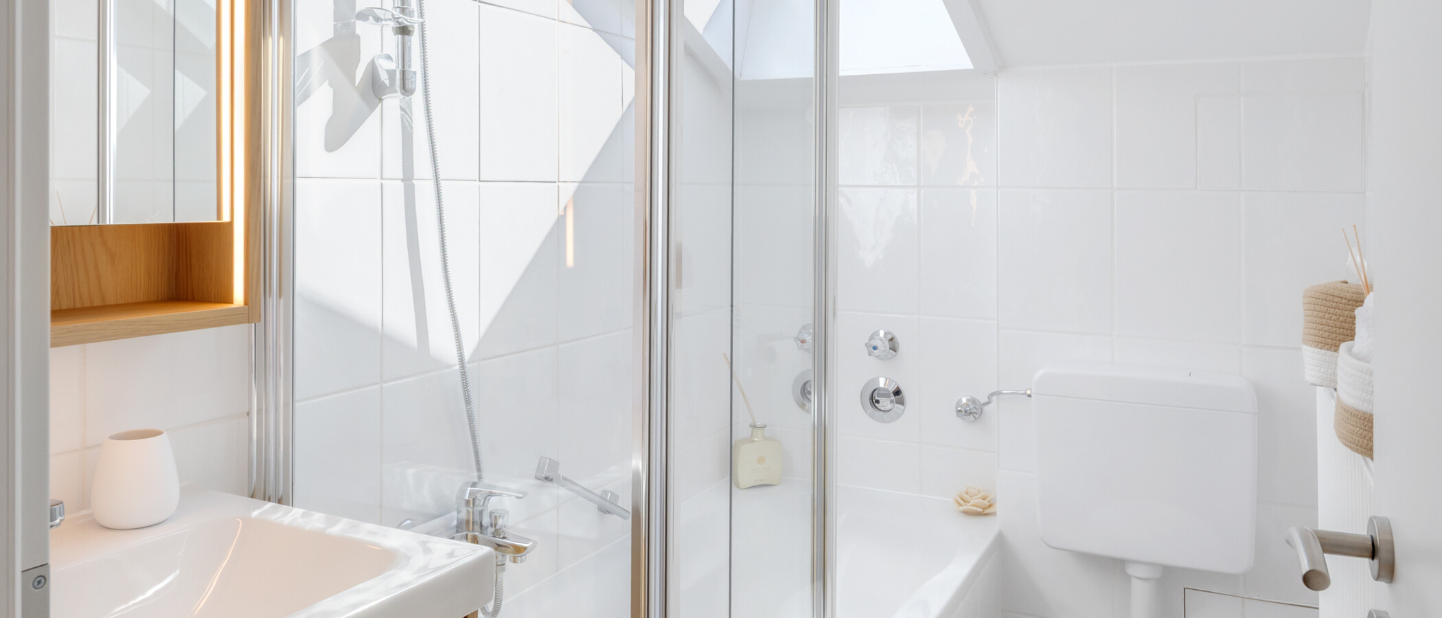 appartement sous les toits Gmund am Tegernsee 02 salle de bain 15021