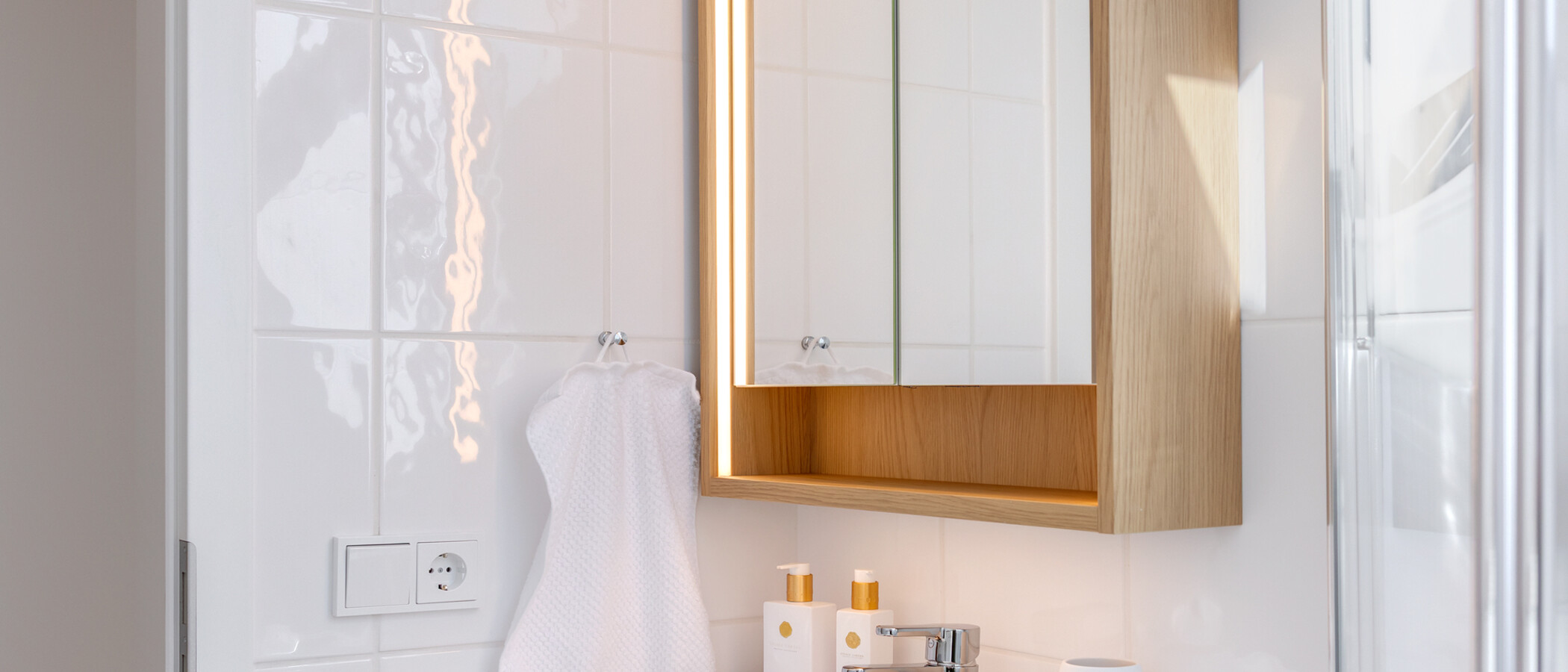 appartement sous les toits Gmund am Tegernsee 03 salle de bain 15021