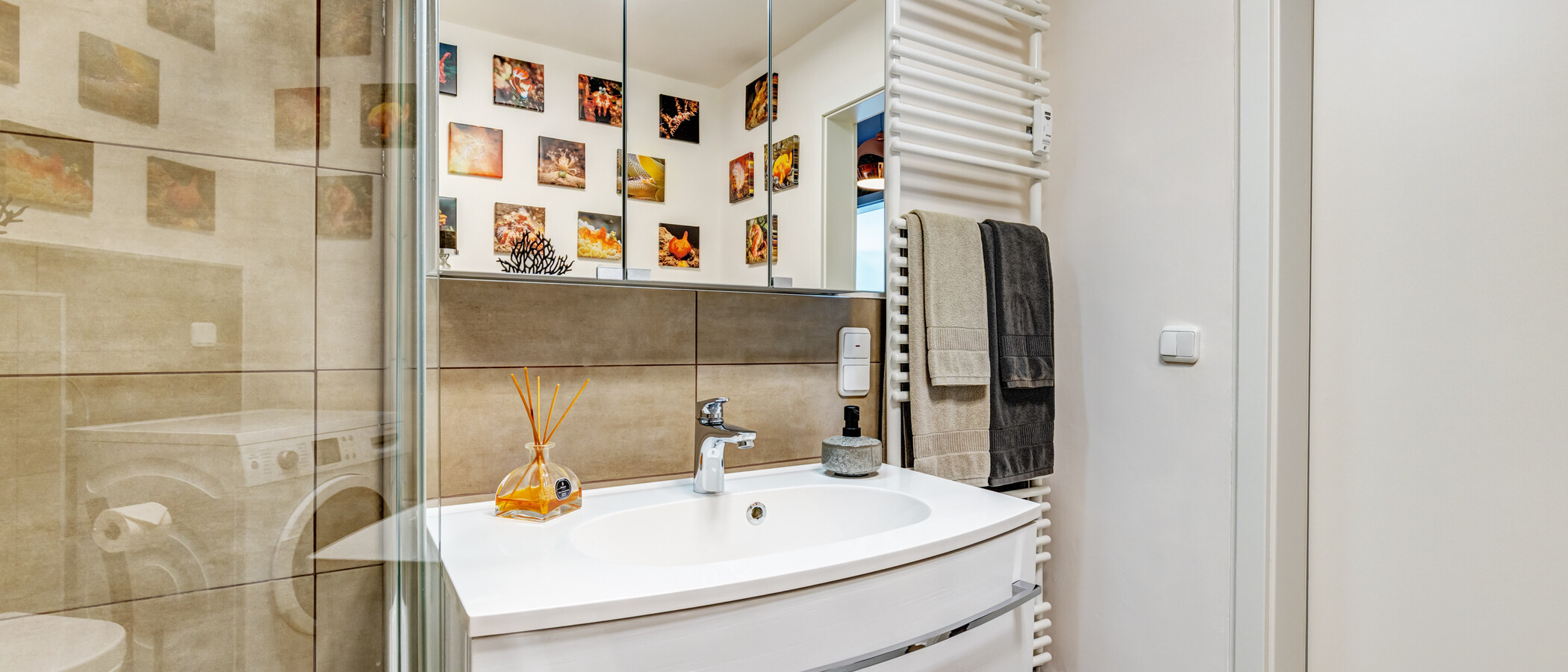 appartement sous les toits Unterschleißheim 02 salle de bain 15029