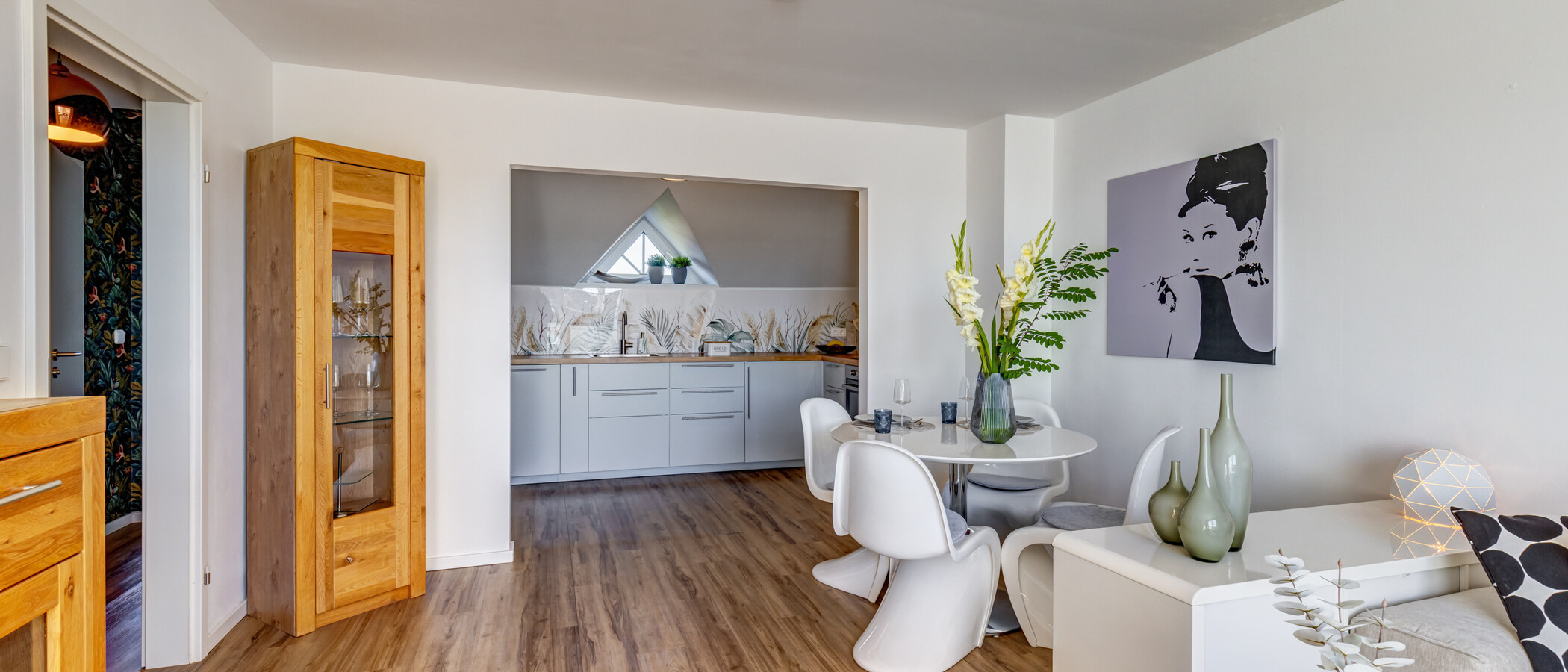 appartement sous les toits Unterschleißheim 03 pièce à vivre 15029