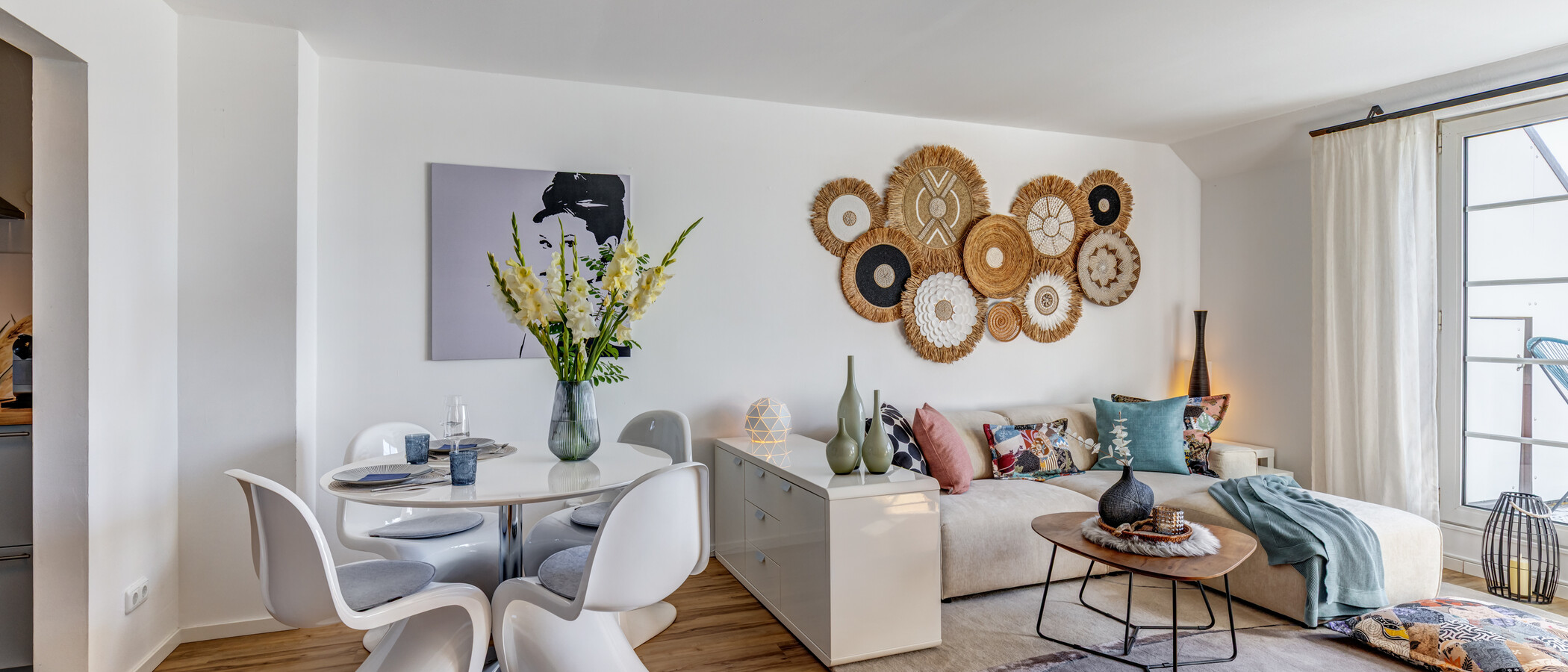 appartement sous les toits Unterschleißheim 04 pièce à vivre 15029
