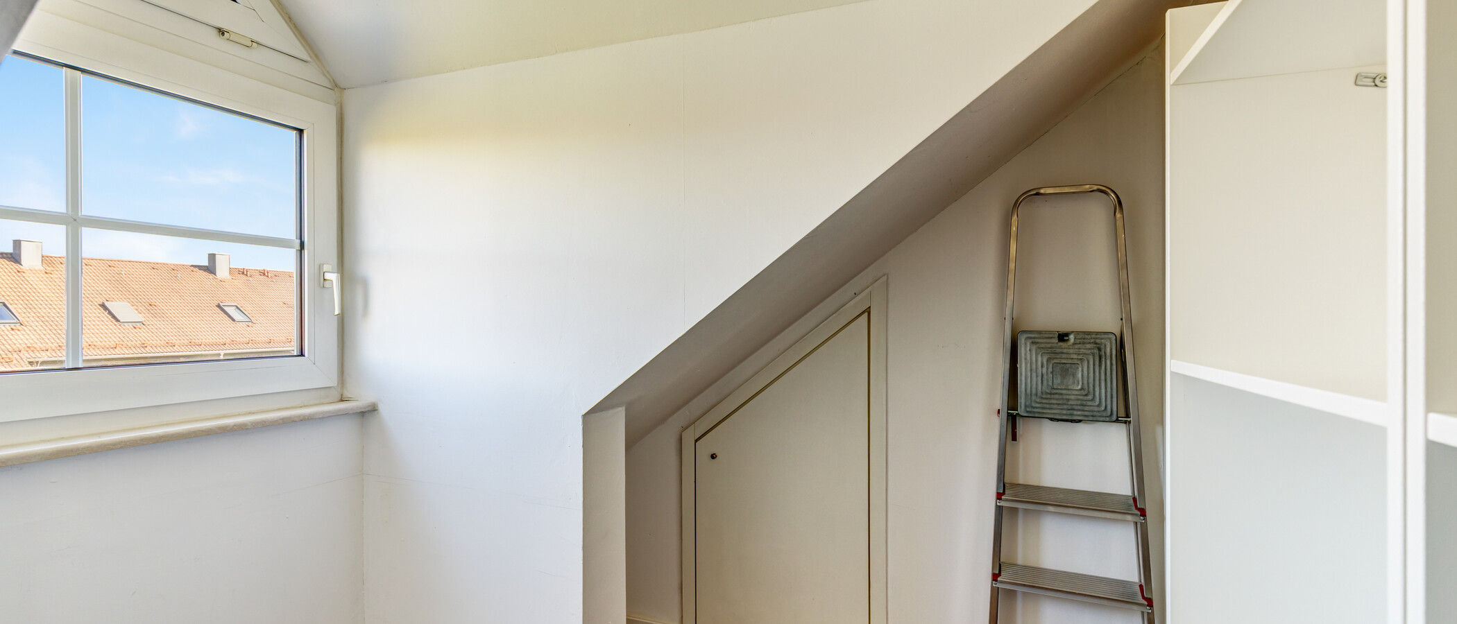 appartement sous les toits Unterschleißheim 03 débarras 15029