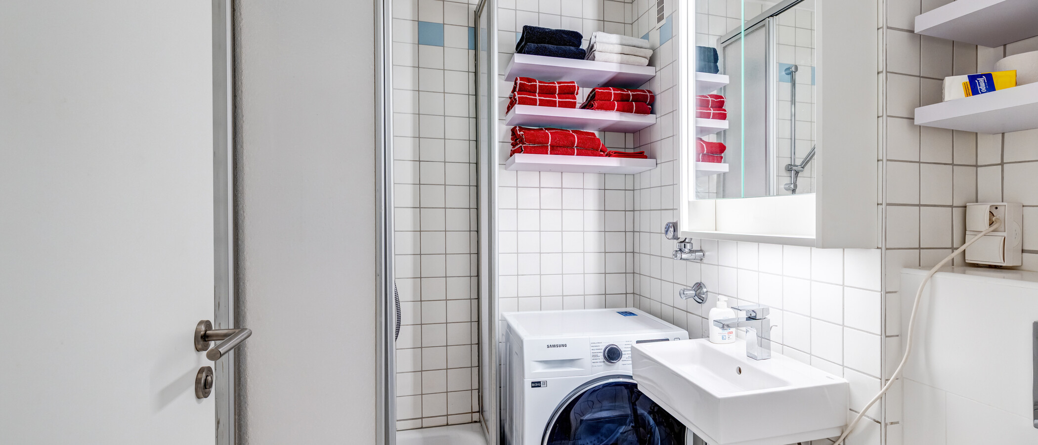 appartement München Bogenhausen 01 salle de bain 15034