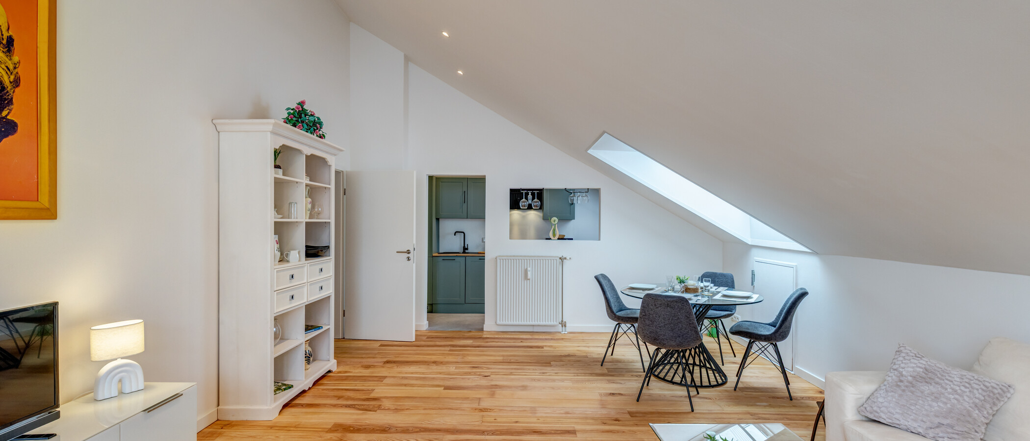 appartement sous les toits München Solln 02 pièce à vivre 15038