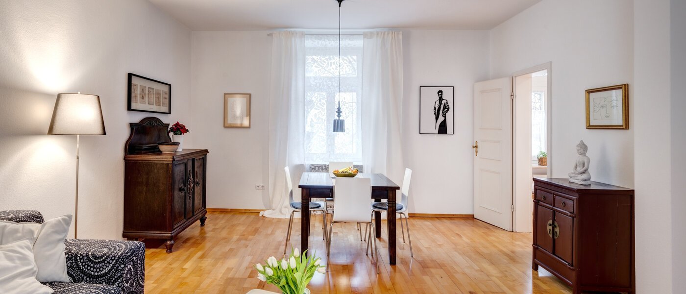 appartement München Neuhausen 02 salle de séjour 1537