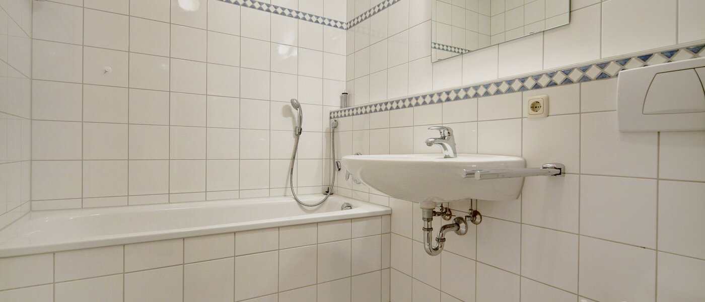 appartement style maisonnette München Waldtrudering 01 salle de bain 1557