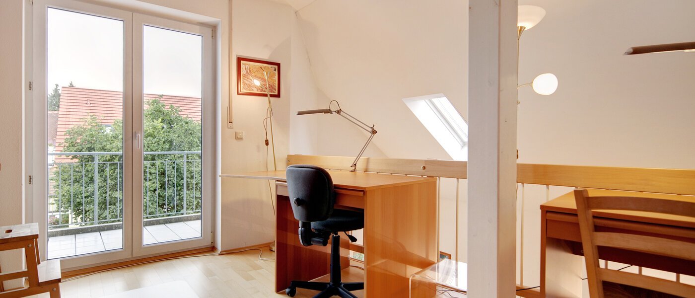 appartement style maisonnette München Waldtrudering 01 coin bureau 1557