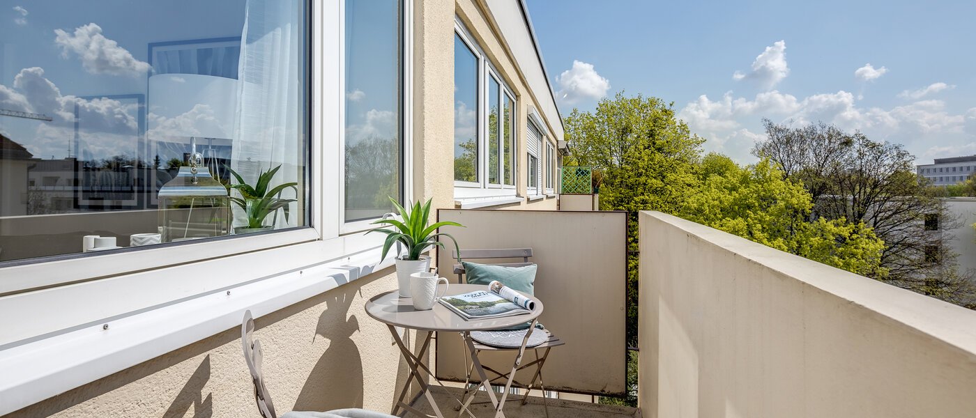 appartement München Schwabing-Georgenschwaige 01 balcon 1561