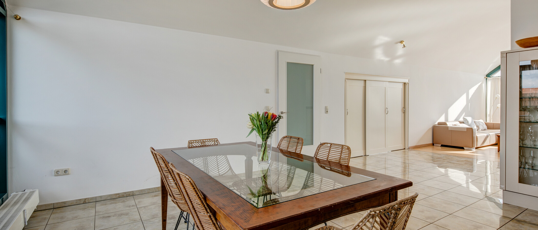 appartement avec terrasse sur le toit München Maxvorstadt - Westen 03 salle à manger 1607