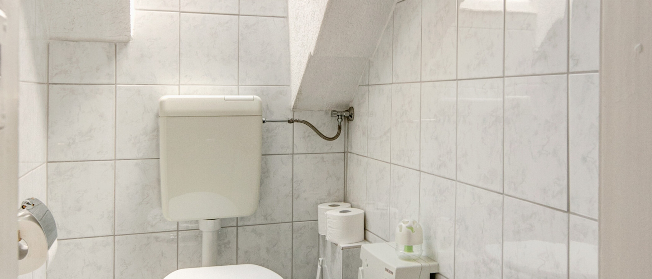 appartement sous les toits München Pasing 01 toilettes séparées 1610
