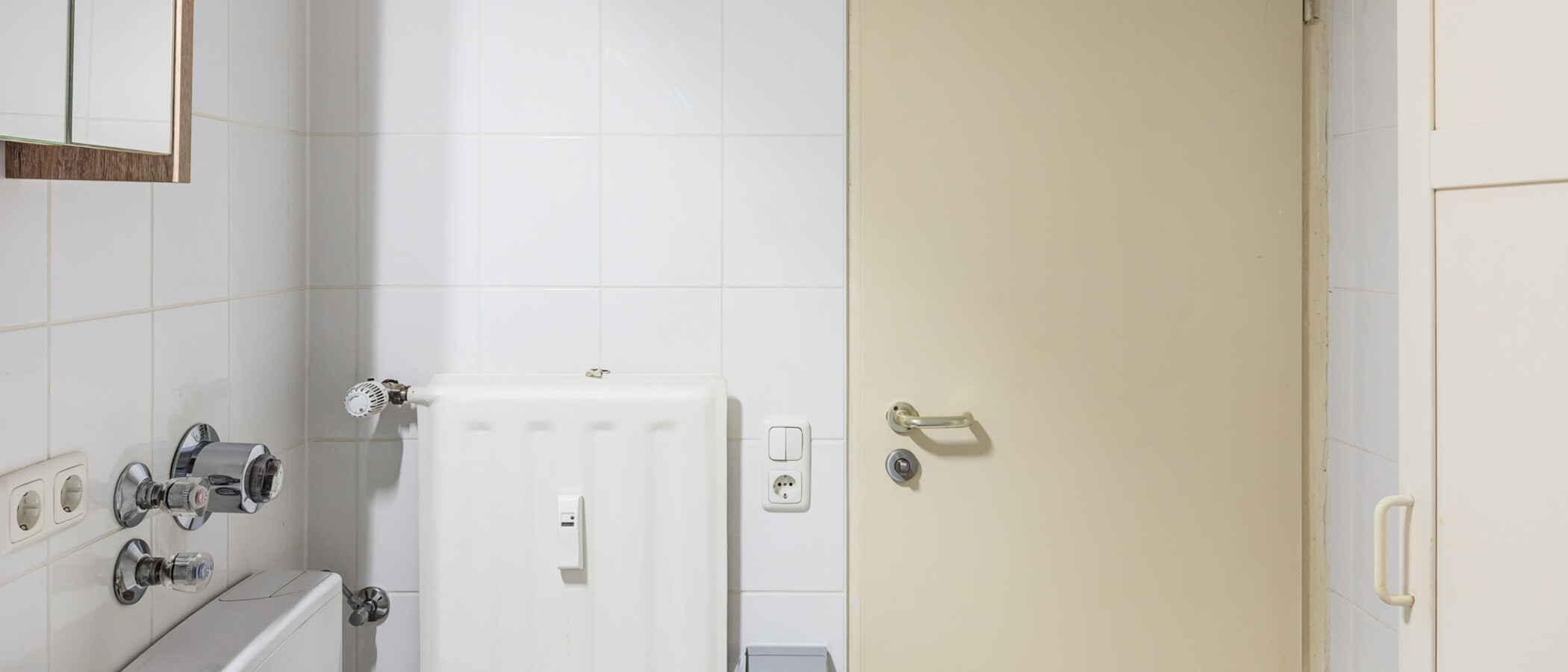 appartement München Schwabing (links der Leopoldstraße) 02 salle de bain 1660