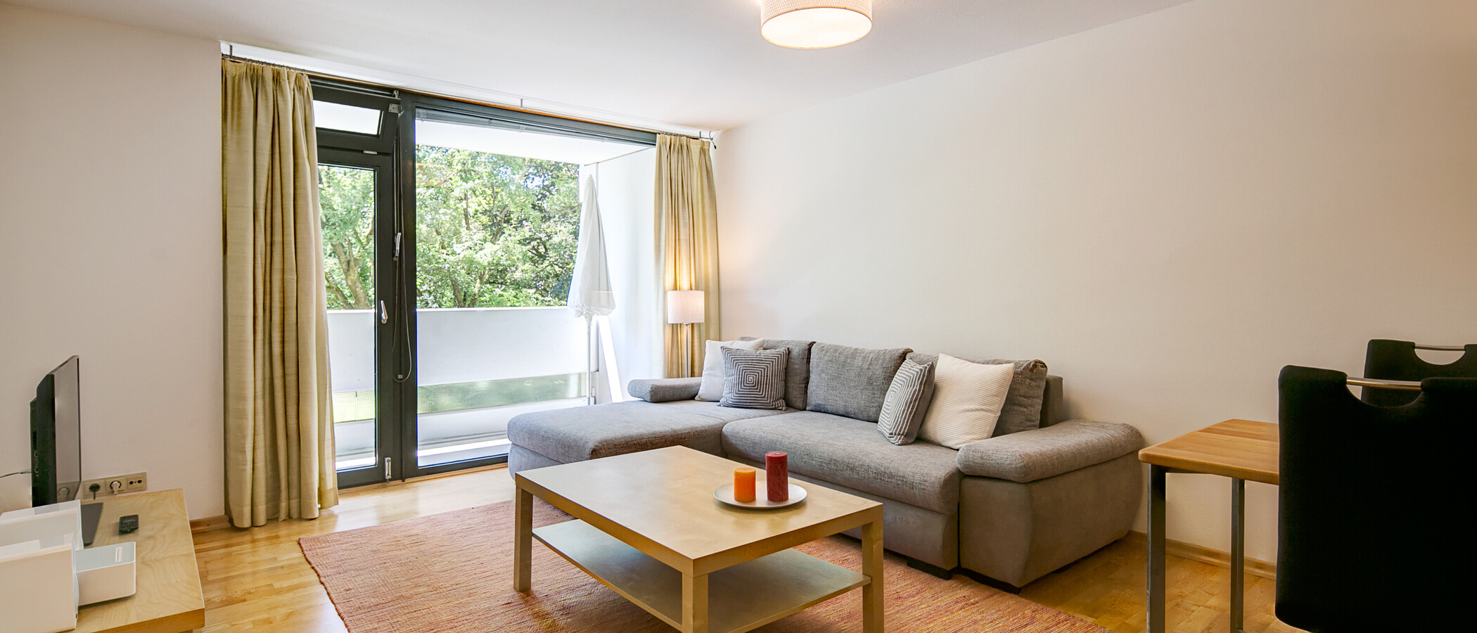 appartement München Schwabing-Nord (zw. Belgrad- & Leopoldstraße) 02 salon 1675