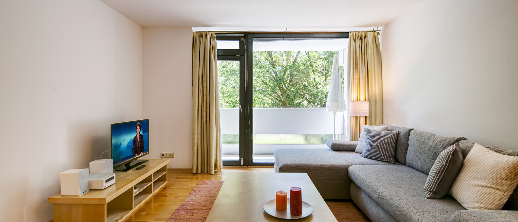 appartement München Schwabing-Nord (zw. Belgrad- & Leopoldstraße) 03 salon 1675