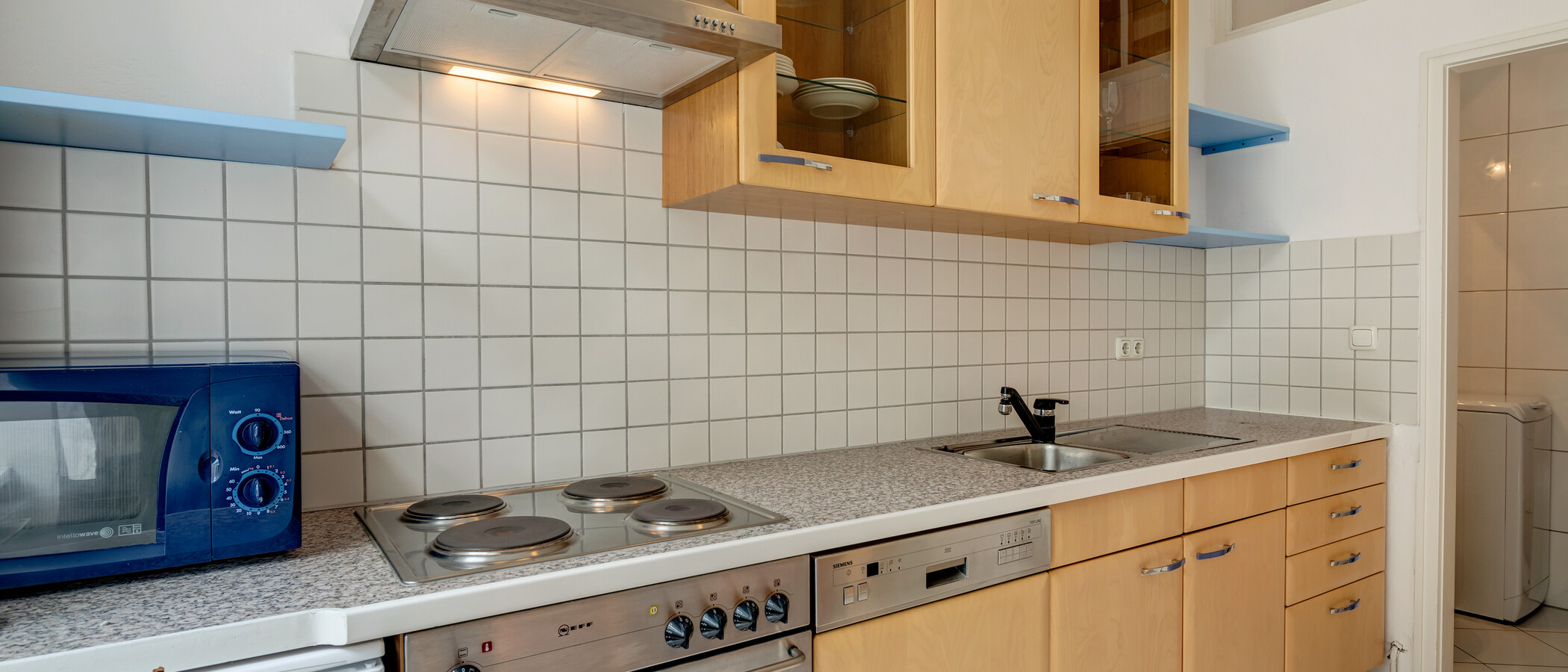 appartement München Schwabing (links der Leopoldstraße) 02 cuisine 1680