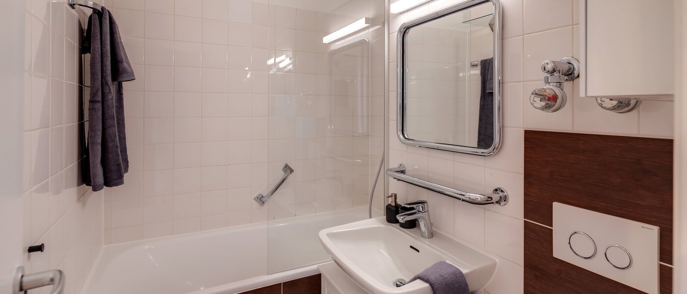 appartement München Schwabing-Nord (zw. Leopoldstraße & Englischen Garten) 01 salle de bain 1739