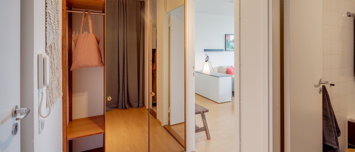 appartement München Schwabing-Nord (zw. Leopoldstraße & Englischen Garten) 01 entrée/couloir 1739