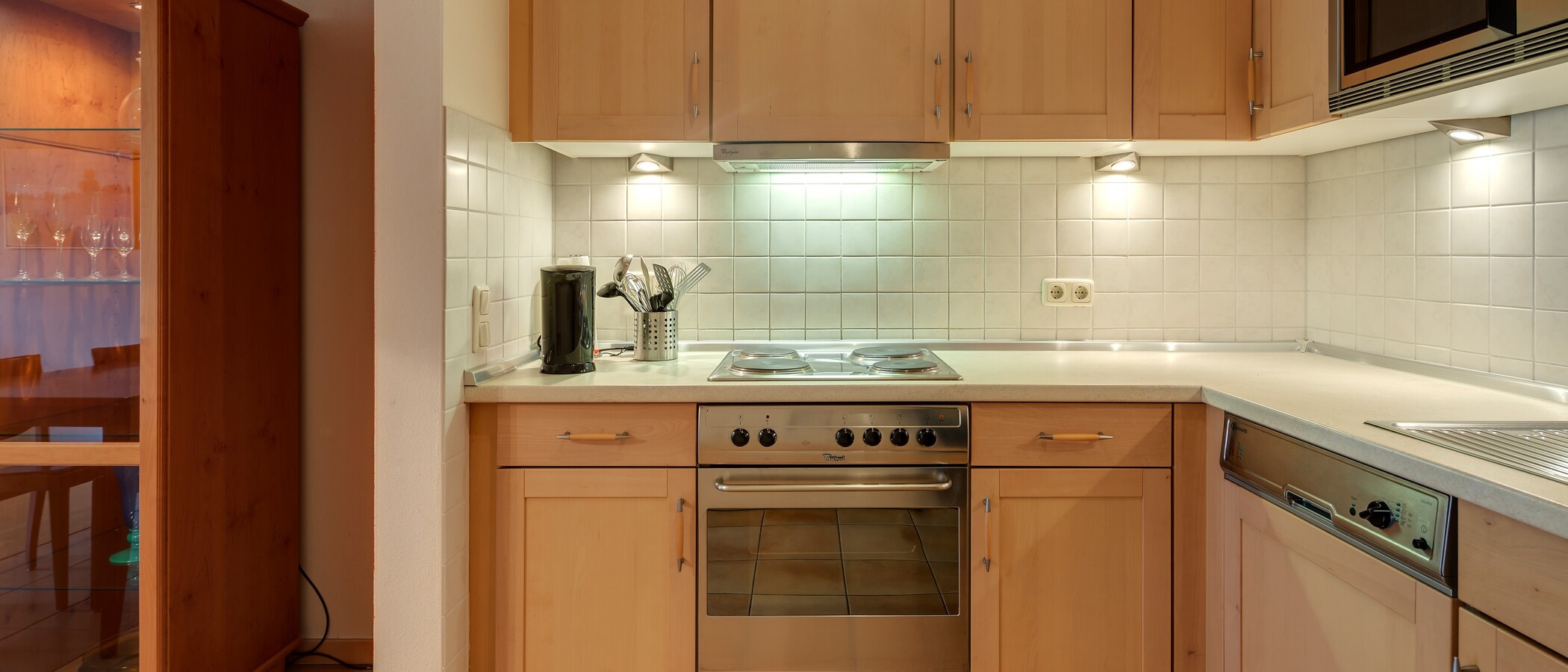 appartement München Maxvorstadt - Museumsviertel 02 cuisine 180