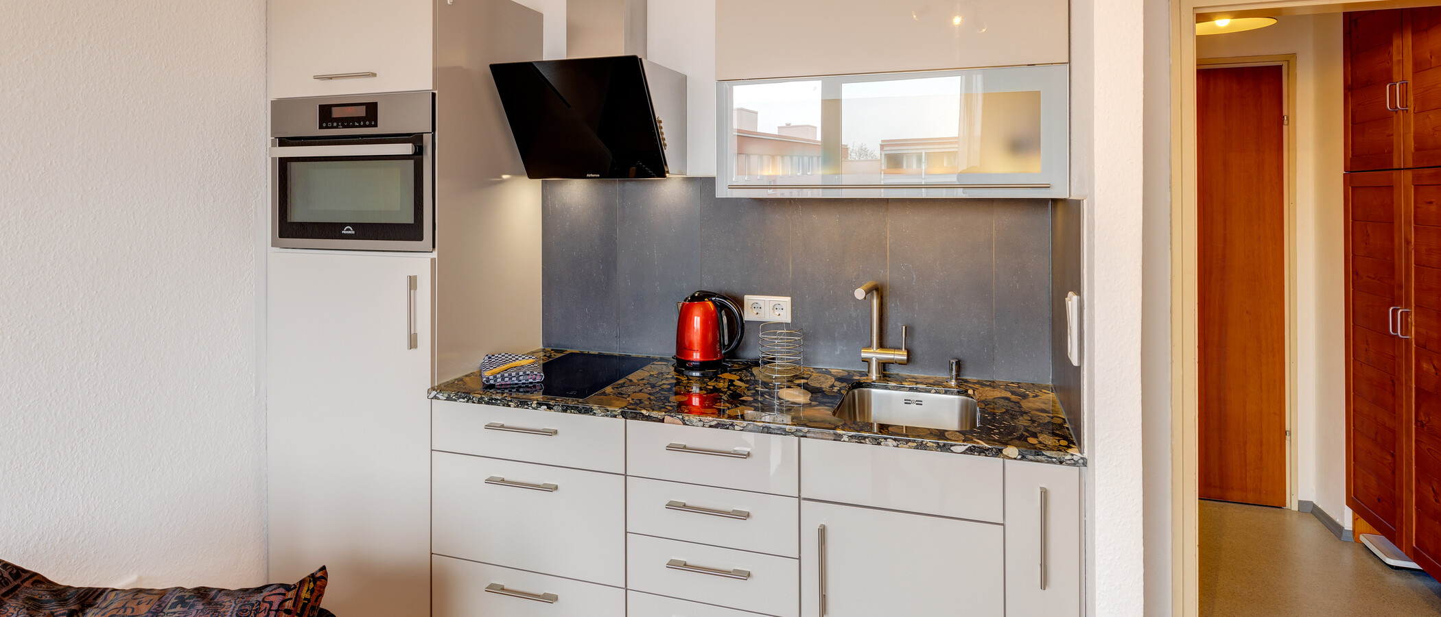 studio München Obersendling 01 cuisine 1866