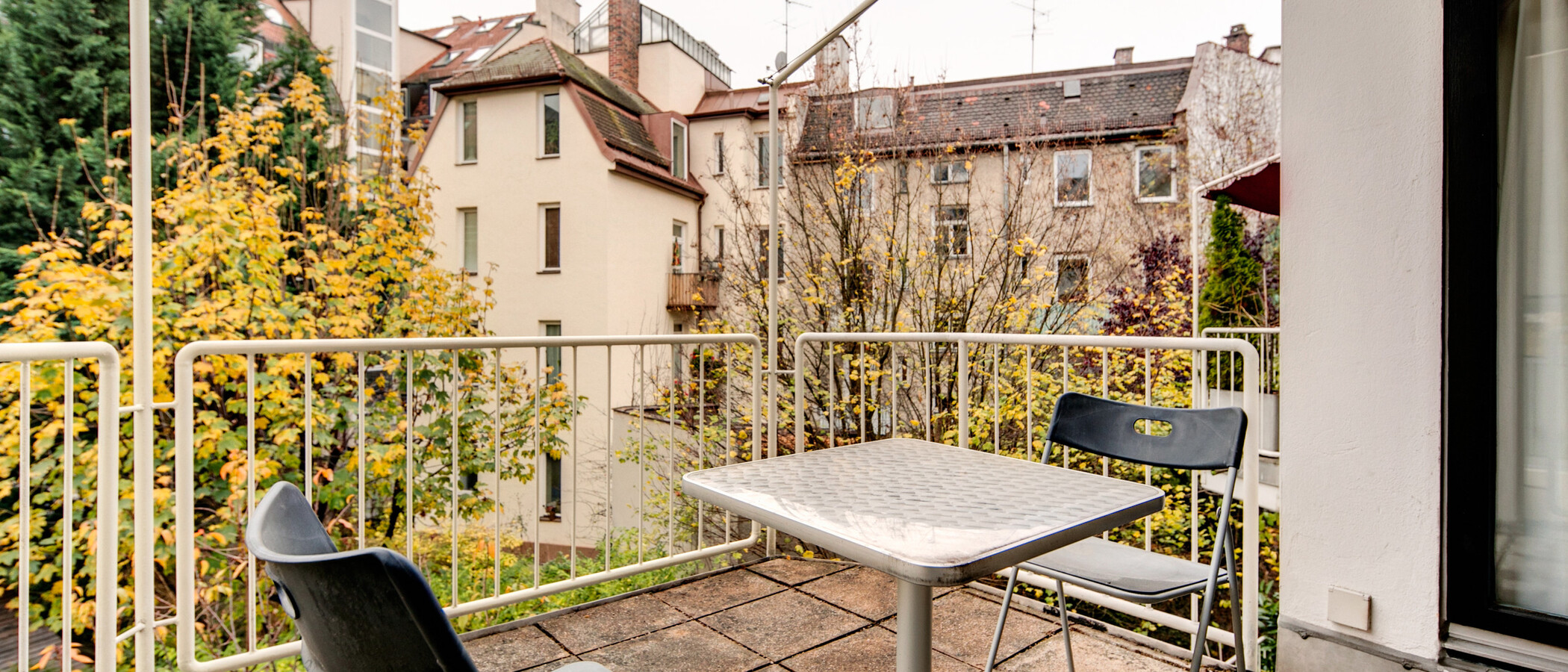 appartement München Schwabing (rechts der Leopoldstraße) 02 balcon 1976