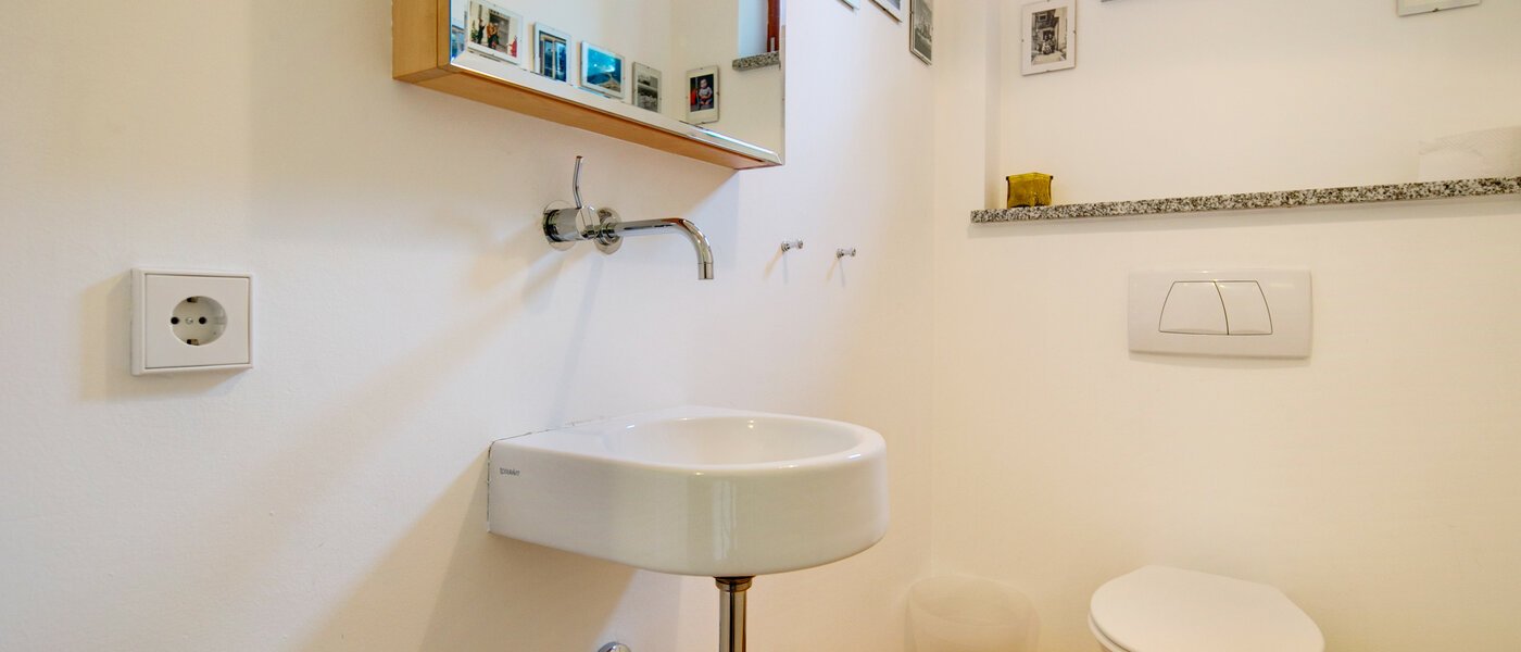 appartement München Großhadern 01 toilettes séparées 2051