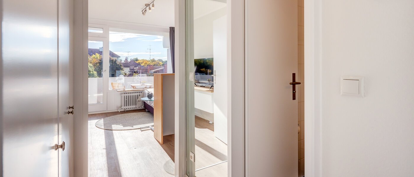 studio München Schwabing-Nord (zw. Leopoldstraße & Englischen Garten) 02 entrée/couloir 2242